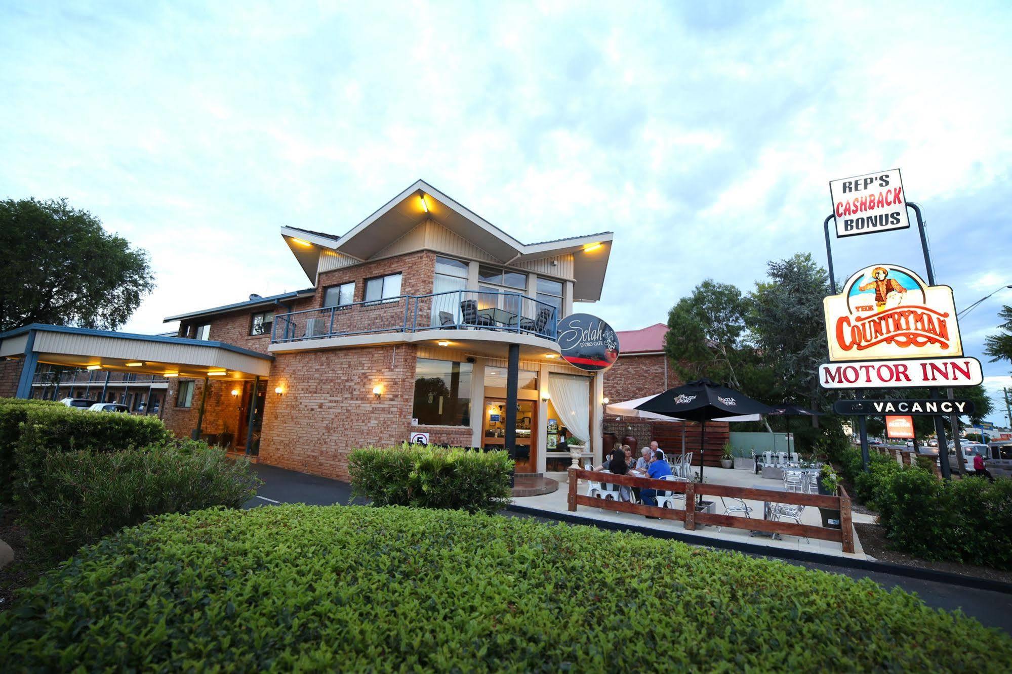 Countryman Motor Inn Дабо Екстериор снимка